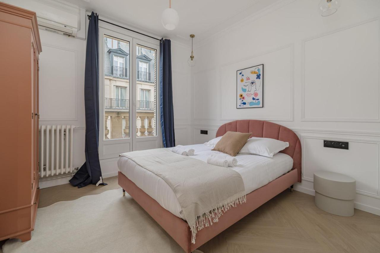 Poetic Stay - Champs Elysees Paris Exterior foto